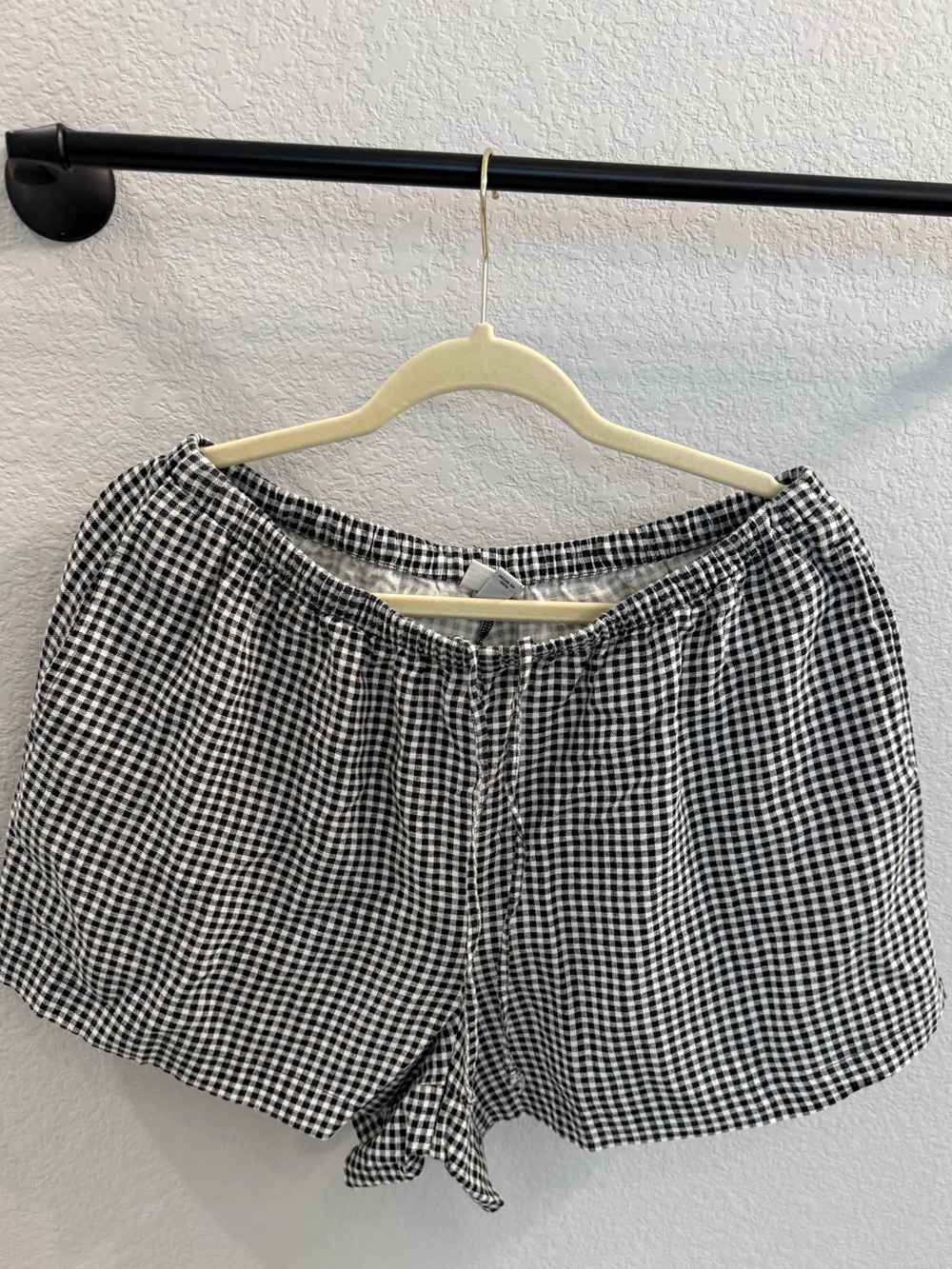 a new day Black & White Gingham Lounge Top - Picture 5 of 7